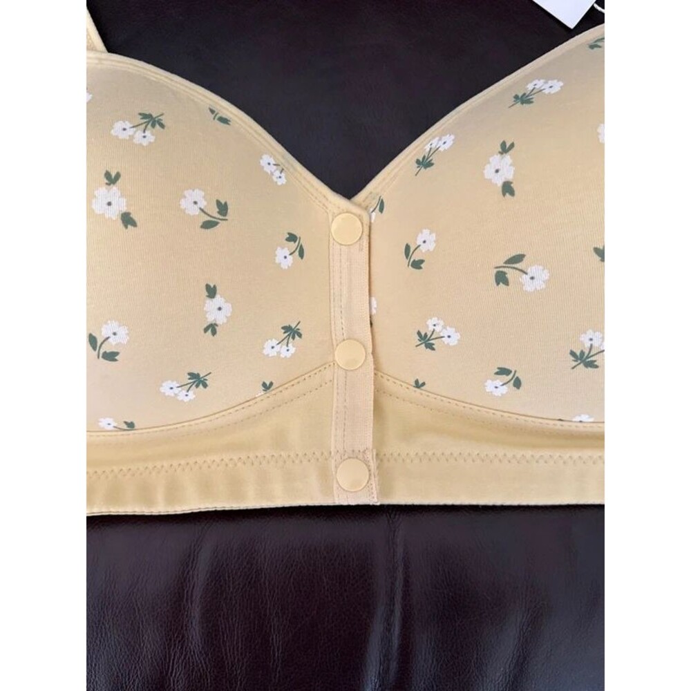 NWT Daisy front-snap sports bra - Picture 2 of 6